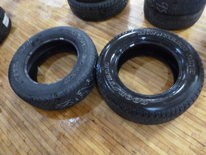 lot 77 image: Set of 2 Tires
