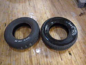 lot 85 image: Set of 2 Tires