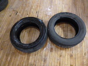 lot 86 image: Set of 2 Tires