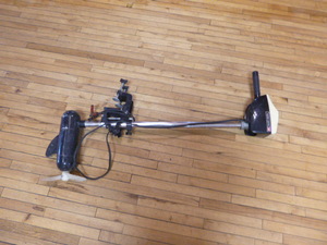 lot 91 image: Minnkota 65 Trolling Motor