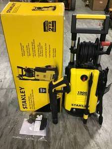 Stanley Max 1900 PSI (Electric - Cold Water) Pressure Washer in good condition&nbsp