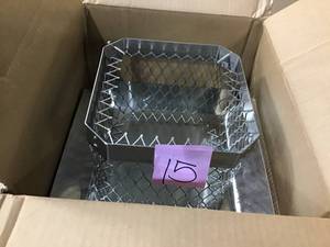 9 in. x 9 in. Stainless Steel Fixed Chimney Cap by Master Flow in good condition&nbsp