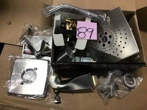 Everly H2Okinetic Single-Handle 3-Spray Tub and Shower Faucet in SpotShield Brushed Nickel (Valve Included) by Delta in good condition&nbsp