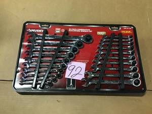 SAEMetric Combination Ratcheting Wrench Set (20-Piece) by Husky in good condition&nbsp
