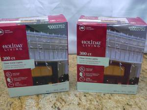 Holiday Living 300-Count Constant White Mini Incandescent Plug-In Christmas Icicle Lights SKU 0003752 Retails each $12.98, (1351)