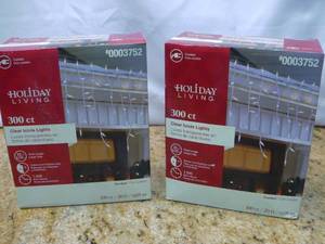 Holiday Living 300-Count Constant White Mini Incandescent Plug-In Christmas Icicle Lights SKU 0003752 Retails each $12.98, (523)