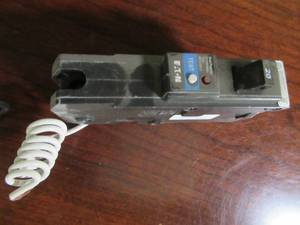 lot 832 image: Eaton Type BR 20 Amp 1 in. Single-Pole Dual Function Arc FaultGround Fault Circuit Breaker BRLAFGF120CS.