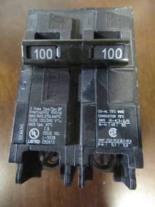 lot 854 image: Siemens Q2100 100-Amp Double Pole Type QP Circuit Breaker