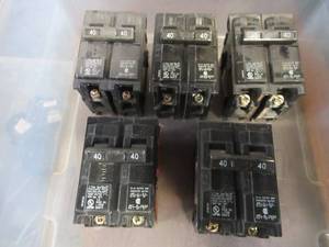 lot 861 image: (5-Pack) - Siemens Q240 - 40 Amp Double-Pole Type QP Circuit Breakers