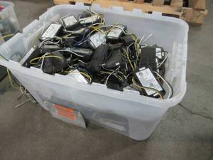lot 887 image: WHOLESALE MIXED BIN OF MISCELLANEOUS CEILING FAN UNIVERSAL REMOTE RECEIVERS