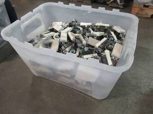 lot 890 image: WHOLESALE MIXED BIN OF MISCELLANEOUS ROCKER SWITCHES
