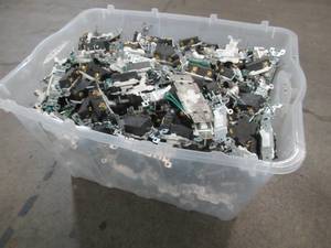 lot 896 image: WHOLESALE MIXED BIN OF MISCELLANEOUS SWITCHES