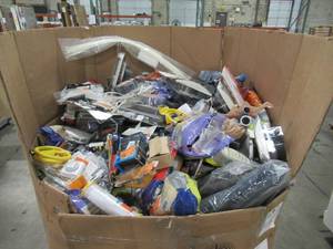lot 101 image: WHOLESALE MIXED PALLET OF MISCELLANEOUS CONTRACTOR SUPPLIES