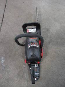 lot 28 image: CRAFTSMAN 46-cc 2-cycle 20-in Gas Chainsaw CMXGSAMY462S