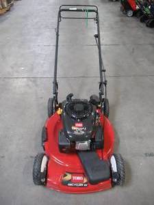 lot 32 image: Toro 22 in. Kohler Low Wheel Variable Speed Gas Self Propelled Mower 20377