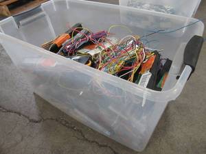 lot 904 image: WHOLESALE MIXED BIN OF MISCELLANEOUS BALLASTS
