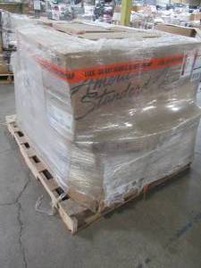 lot 212 image: WHOLESALE MIXED PALLET OF MISCELLANEOUS AMERICAN STANDARD COLONY ELONGATED TOILET BOWLS AND TANKS IN WHITE (7 UNITS)