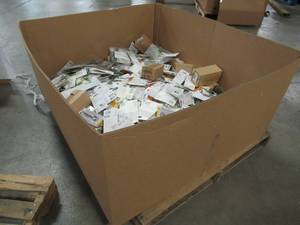 lot 218 image: WHOLESALE MIXED PALLET OF MISCELLANEOUS FASTENERS, SCREWS, HOOKS AND MORE