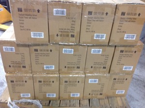 lot 1 image: 45 BOXES WITH 3 PACK DAYLIGHT ADJUSTING INDOOR DIGITAL TIMER WITH MOTION SENSOR SEE PICS CONDITIONOPEN BOX