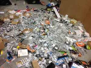 lot 2 image: LOT WHIT DOOR HARDWARE  MISC  AND MORE ORIGINAL COSTUMER RETURNS