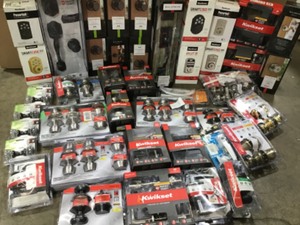 lot 49 image: Lot of assorted Door Hardware- various brands and styles  review pictures