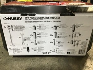 lot 54 image: Husky 290 PC Mechanic Tool Set in like new condition