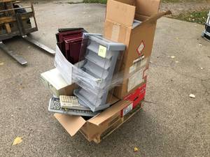 Office Items Monitor, Fax, Keyboards, Display Cases (N101)