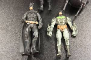Batman Toy Figure Lot  4 Figures