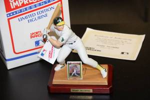Sports Impressions Mark McGwire Figurine Statue 24582500