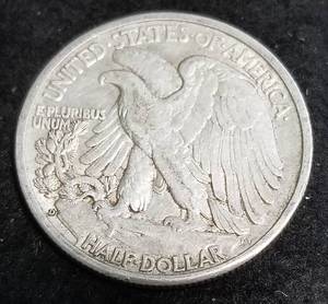 1942-D WALKING LIBERTY HALF DOLLAR