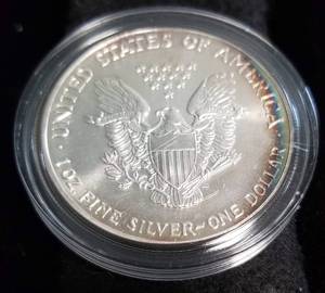 1991 AMERICAN SILVER EAGLE 1 TROY OZ. .999 FINE SILVER IN AIRTITE