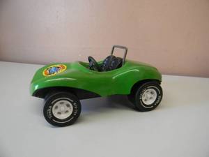 lot 4 image: VINTAGE 1970s TONKA FUN BUGGY - NICE WITH STICKER - RARE GREEN - SEE PICTURES