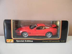 lot 12 image: MAISTO 118 SCALE FERRARI MARANELLO - NEW IN BOX - SEE PICTURES