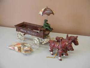 lot 25 image: Vintage Cast Iron Horse Drawn Fresh Produce With fruits & Vegetables Wagon Driver  - SEE PICTURES