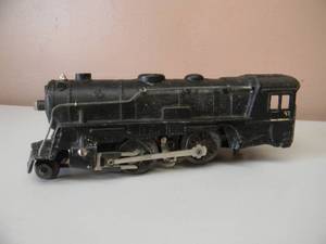 lot 27 image: Vintage Lionel Train Black Marx 999 Diecast 2-4-2 Steam Locomotive Engine - ALL GEARS MOVE FREELY - VERY COOL PIECE - SEE PICTURES