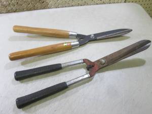 2 Yard Tool Clippers  EW5...