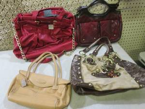 Purses  D-4T...