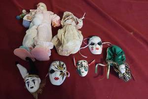 lot 69 image: Clown & Mask Lot