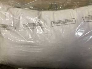 Reading Wedge Feather and Down Firm Density Pillow Insert, PP56-RWL-WHITE, NEW