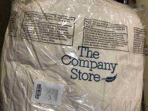Legends Luxury Royal Baffled Medium Warmth White Oversized King Goose Down Comforter, C2T8-K-WHITE, NEW