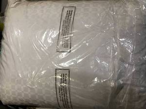 Legends Royal Firm Down Standard Pillow, 1 Pillow, PP53-STD-WHITE, NEW