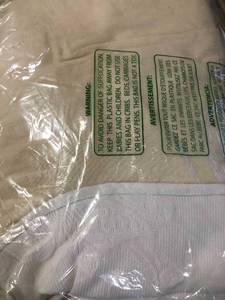 Putnam Matelasse 18 in. Ivory Cotton King Bed Skirt, 50170L-K-IVORY, NEW