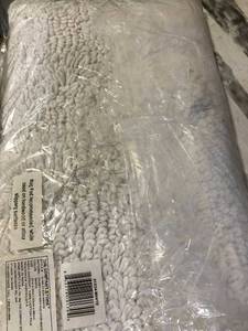 Cotton Chunky Loop White 21 in. x 34 in. Bath Rug, VJ46-21X34-WHITE, NEW