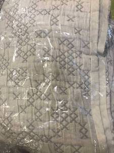 Odin IvoryGray Geometric Cotton Reversible King Duvet Cover, 50543D-K-IVRYGRY, NEW