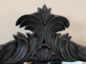 lot 12 image: Beautiful Antique Mirror