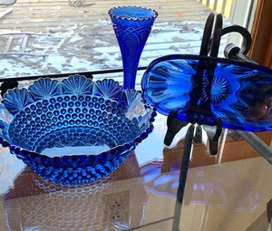 lot 22 image: Decorative Vintage Cobalt Blue Glassware