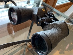 lot 29 image: Swift Binoculars
