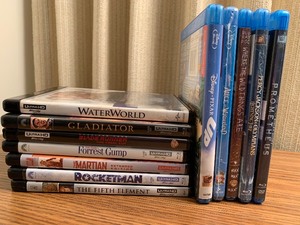 lot 92 image: 12 Ultra HD & BluRay DVDs