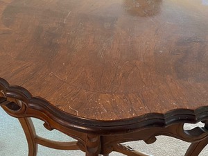 lot 43 image: Antique Accent Table