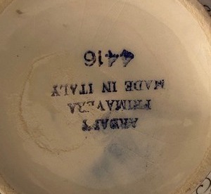 lot 76 image: Vintage Home Decor Items